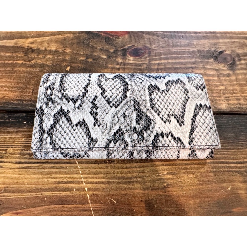 Levenger Grey Snakeskin Embossed Leather Bifold Clutch Wallet Women's Luxury 7X4
